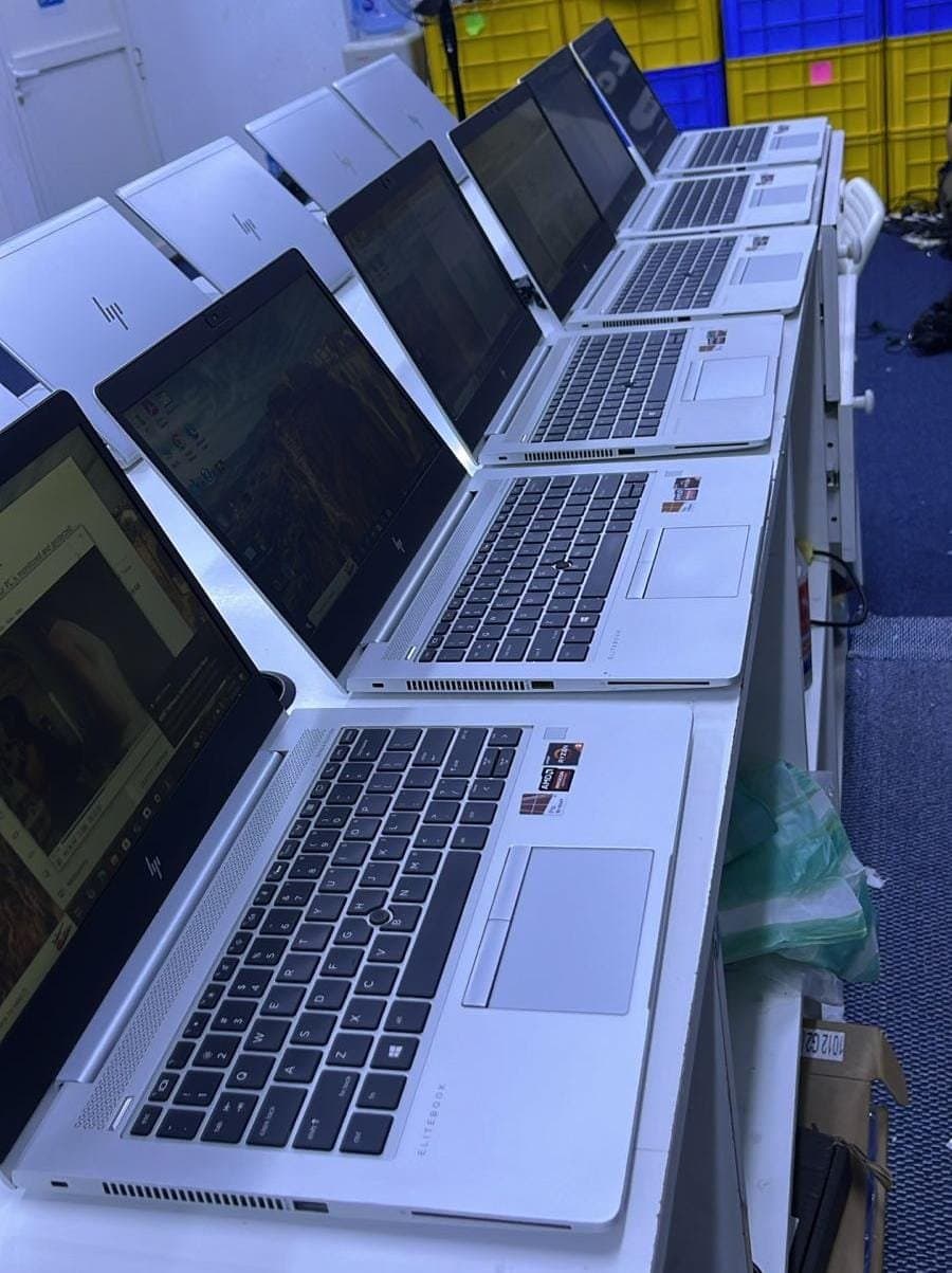 HP EliteBook G5 (Ryzen Pro 3)